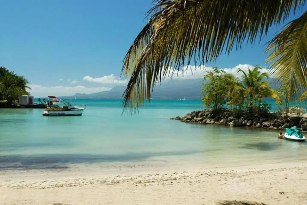 Sugar Beach , Appart En Residence Acces Plage Le Gosier